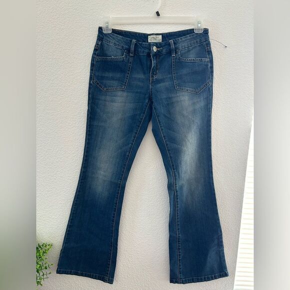 Aeropostale Denim - AEROPOSTALE JEAN CAMPANA WOMEN size 5/6
